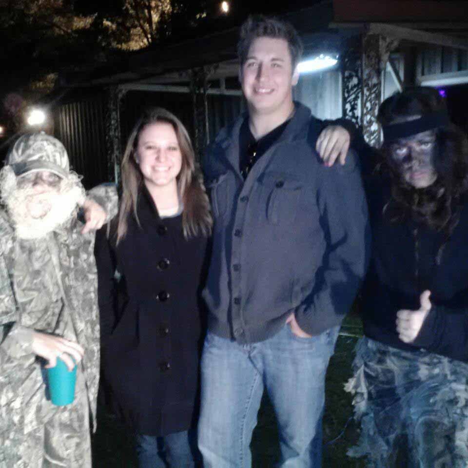 It wasn't just children who got into the Halloween Spirit. Angel Norris and Jonathan Elrod pose with Duck Dynasty's Si (Maleah Burdette) and Jace (Olivia Dew).