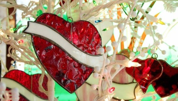 Adams Glass Studio is producing some “special things” to celebrate this Valentine’s Day.