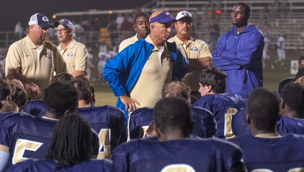 Bart Snyder talks with his team after last week’s dominant win over New Brockton. (Photo/Joey Meredith)
