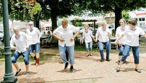 Messenger Photo/Jaine Treadwell The Colley Senior Complex Boot Scootin’ Seniors were the featured entertainment at the Brown Bag Lunch on the Square in Downtown Troy on Thursday. Line dancing classes are offered at the senior complex. For more information, call 334-808-8500.