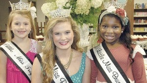 MESSENGER PHOTO/JAINE TREADWELL Pictured, from left, Little Miss Troy Jaylyn Luker, Miss Brundidge Carter Senn and Little Miss Brundidge Aubrie Ligtner will be representing Troy and Brundidge at the 2015 National Peanut Festival Pageant in Dothan in October. The young queens were given a royal send-off at Pike Liberal Arts School Monday night.