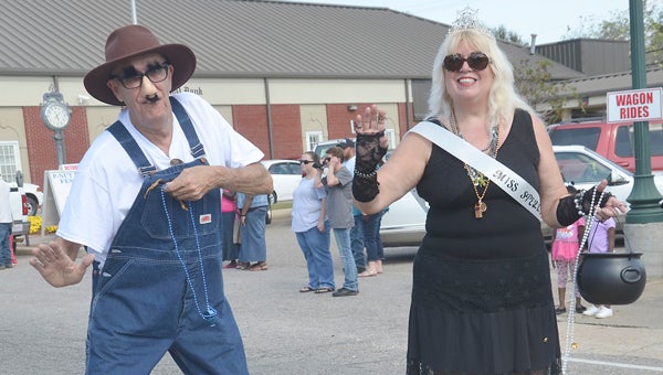 The 2016 Peanut Butter Festical in Brundidge began at 8 a.m. Saturday with the 5K Peanut Butter Run and the festivities lasted until 4 p.m. The Brundidge Historical Society had peanut putter samples, a recipe contest and lots of great entertainment.